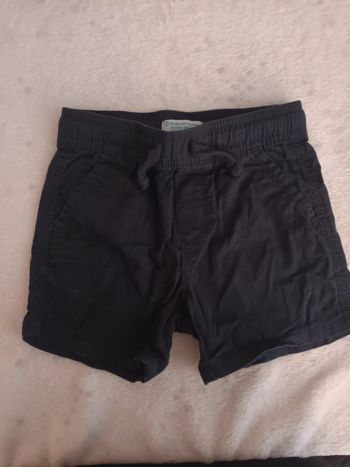 Short  3 ans