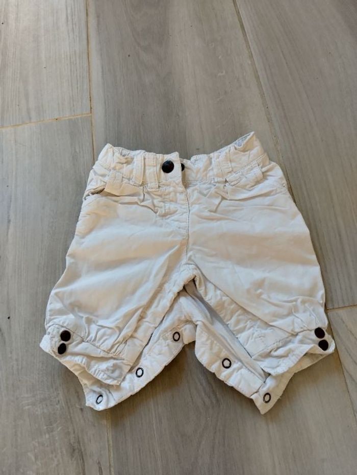 Short 3 mois
