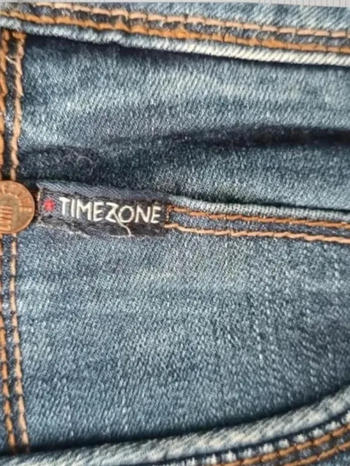 Jean Timezone,coupe slim ,taille haute ,texture elasthanne - photo numéro 14