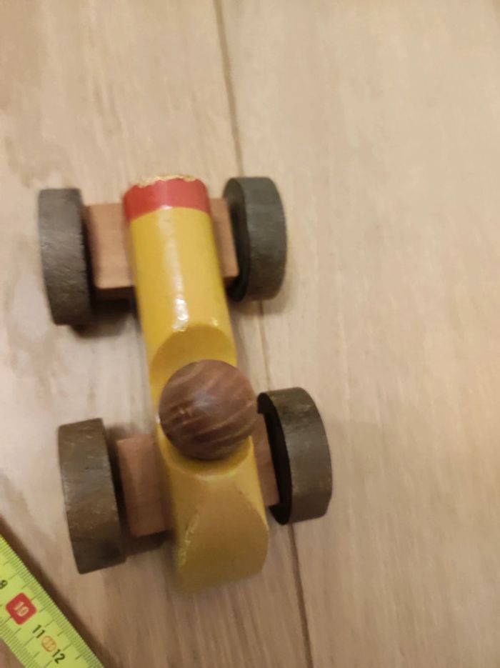 voiture en bois - photo numéro 4