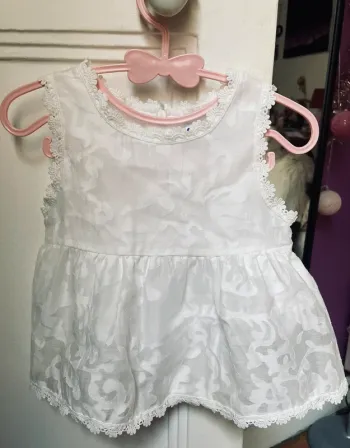 Robe blanche 1 an