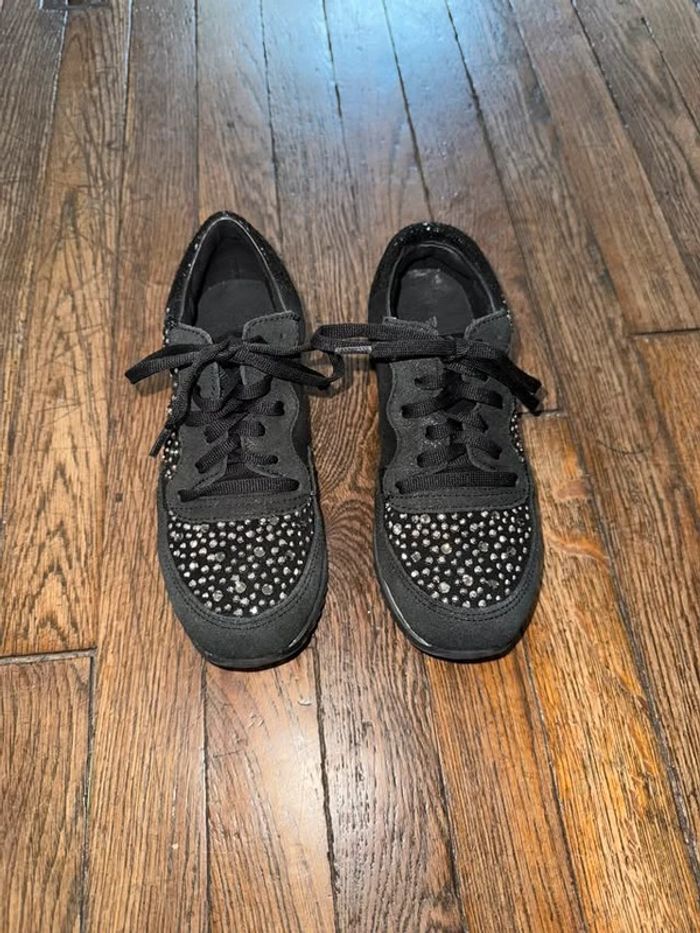 baskets Reqins taille 32 valeur 79 euros - photo numéro 2