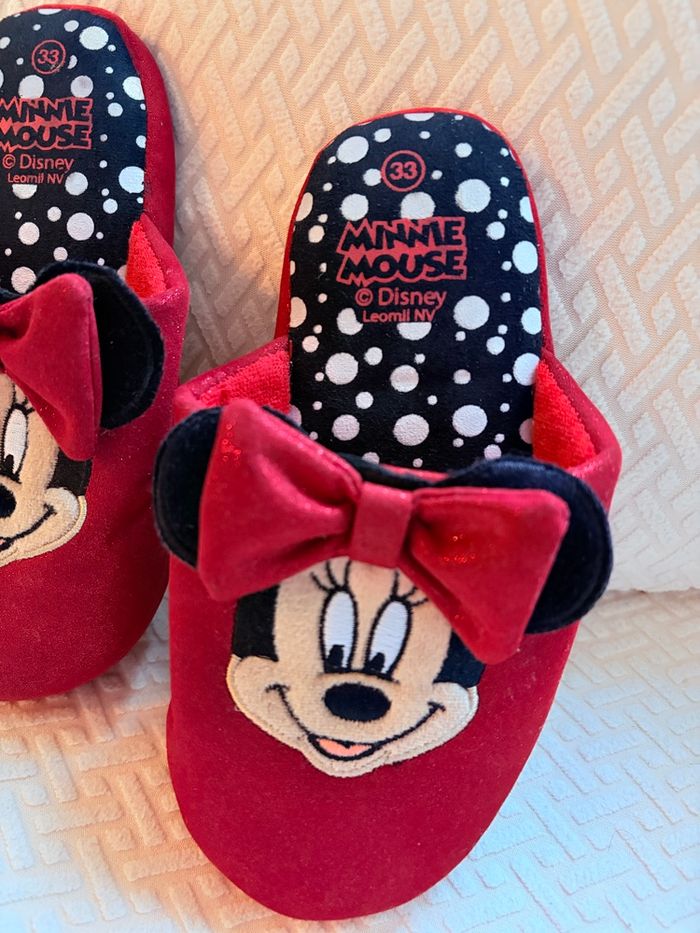 Pantoufles Minnie mouse Disney taille 33 fille neuve rouge - photo numéro 4