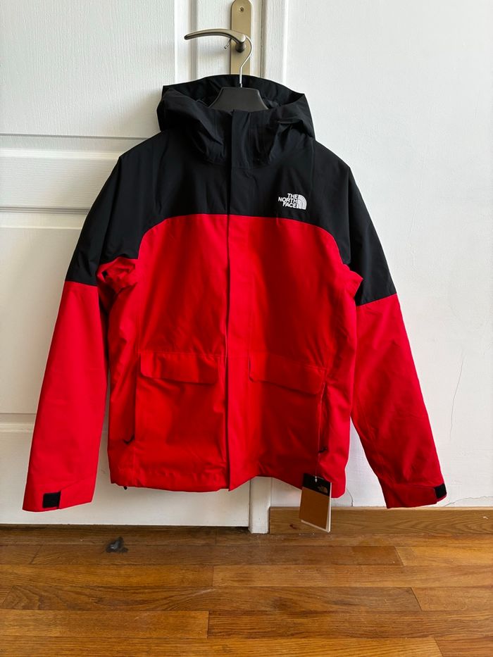 Veste 2 en 1 The North Face - Taille M - Neuve
