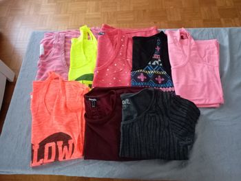 Lot 8 débardeurs taille S