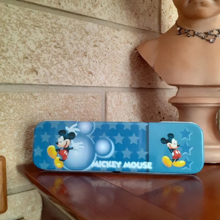 Mickey: Boîte à crayons/Trousse en métal *neuf