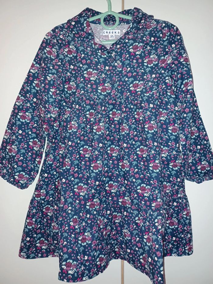 Robe velours bleu à fleurs Creeks 5 ans. - photo numéro 2