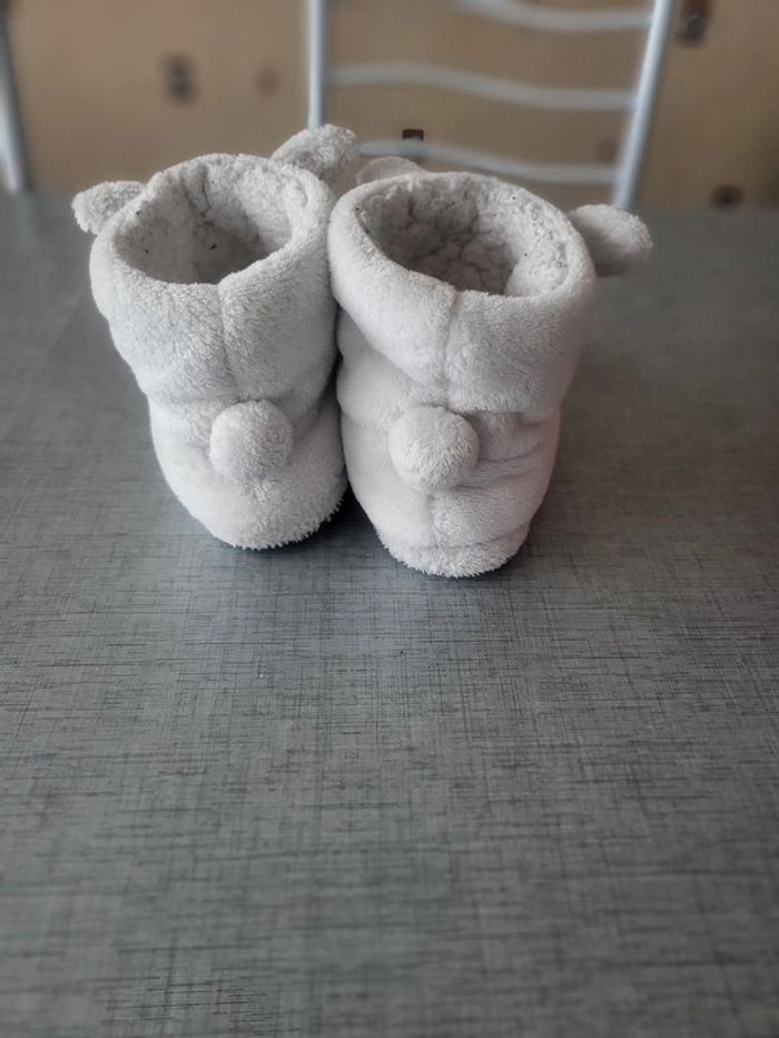 Chaussons lapin blanc Taille 32 - photo numéro 2