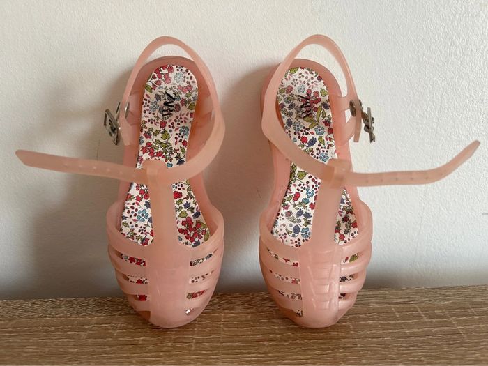 Sandales fille Zara – pointure 23 - photo numéro 2