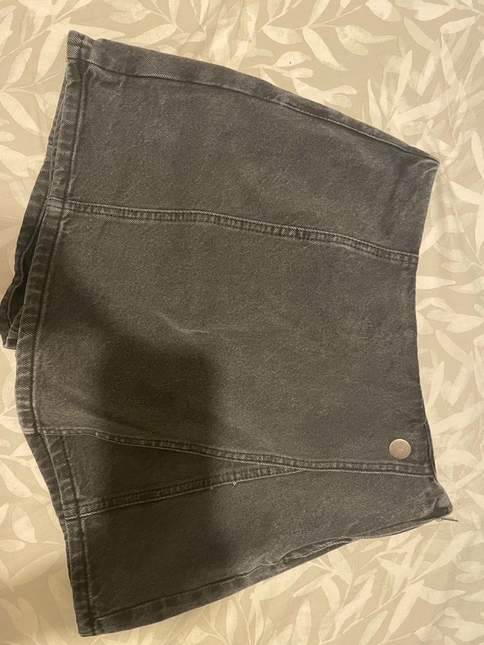Jupe short noire en jean Zara neuve