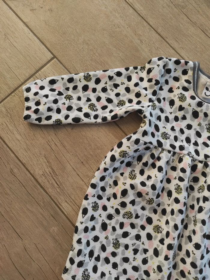 Robe noire et blanche hérisson 6/9 mois (74cm) - photo numéro 3