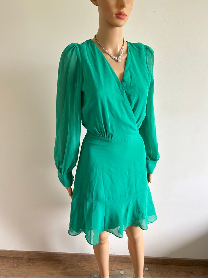 Robe verte neuve à manches longues Naf Naf taille 36 (valeur 70€) - photo numéro 2