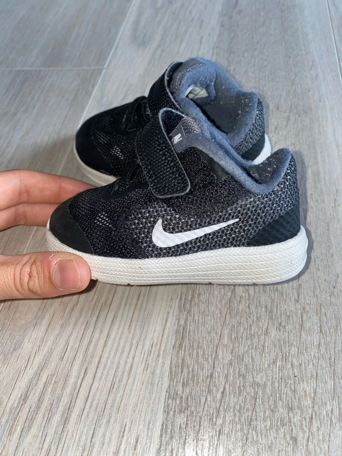 Chaussure bébé - photo numéro 2