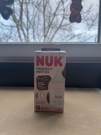 Biberon NUK anti-colique 150 ml taille 0+