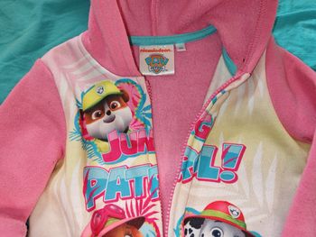 2 gilets 4 ans domyos et pat patrouille
