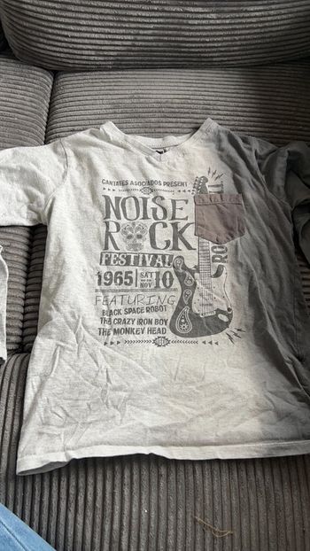 Tee shirt manches longues kiabi taille 12ans