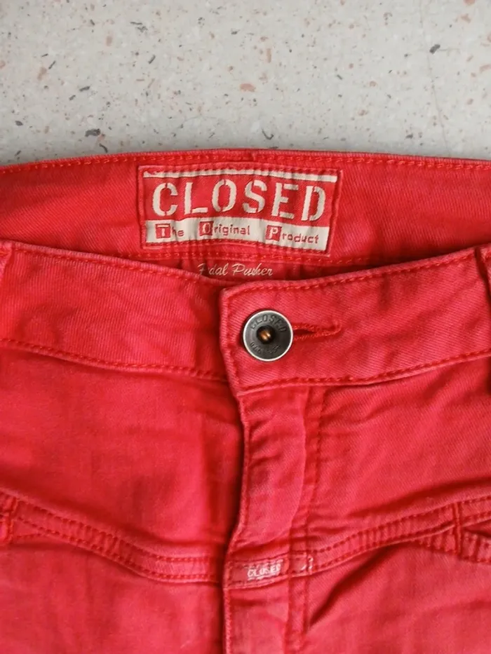 Jean Closed rouge (lire mesures) - photo numéro 3