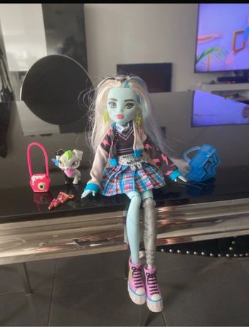 Poupée monster high
