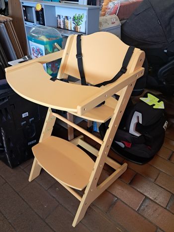 Chaise haute évolutive en bois neuve dans son carton