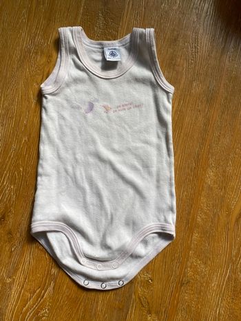 Body Petit Bateau rose avec motif chat taille 6 mois