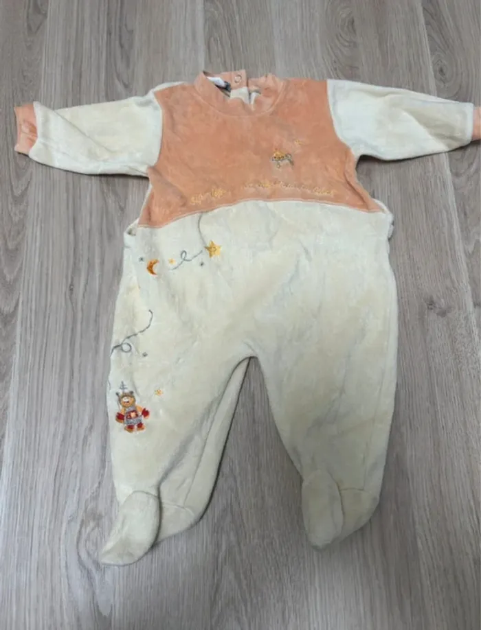 Lot pyjamas grenouillère taille 3 mois - photo numéro 4