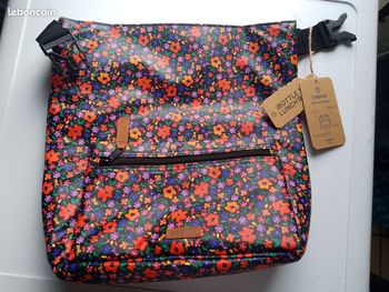 Sac lunch Cabaia avec pochette