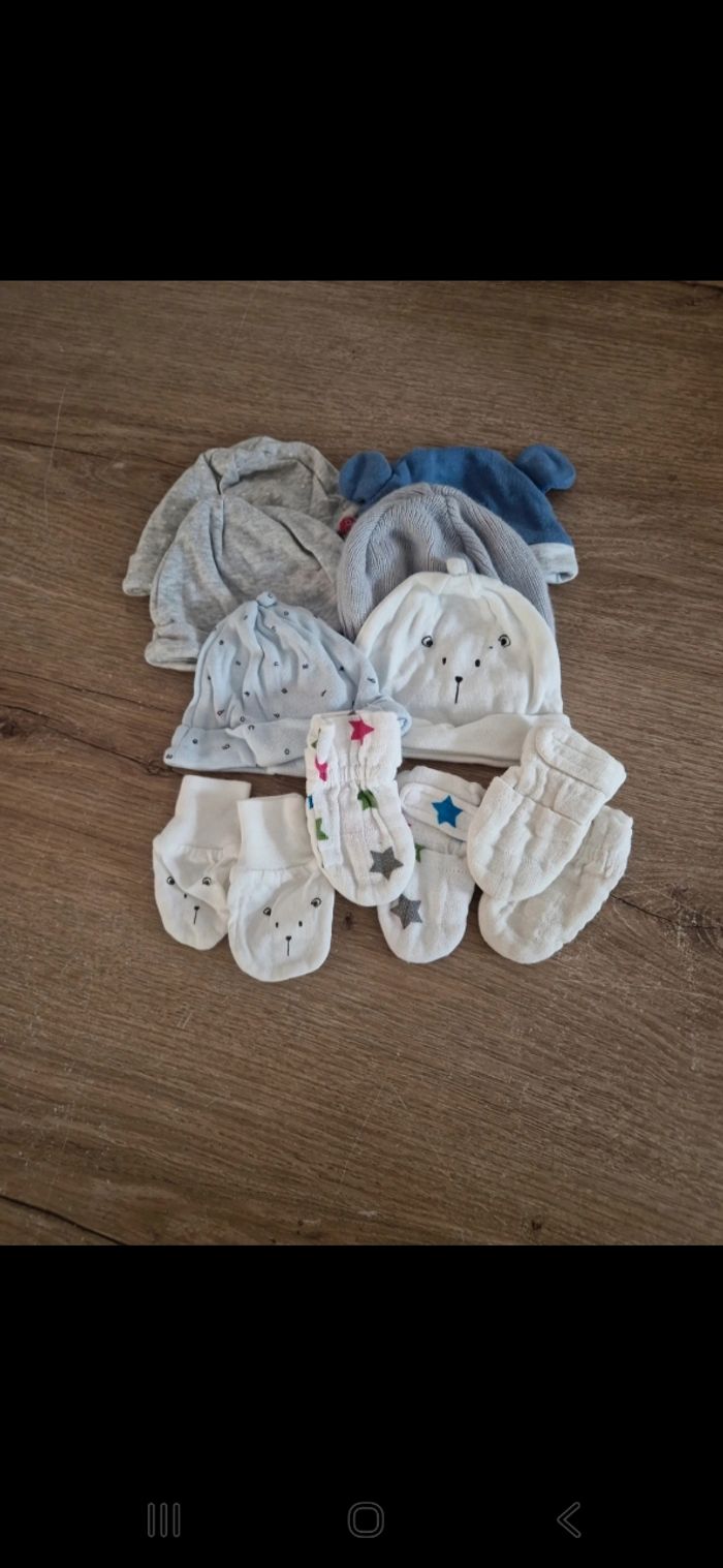 Lot +100 vêtements bébé garcons en 1 mois - photo numéro 9