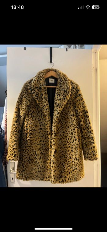 Manteau en fourrure léopard Pimkie