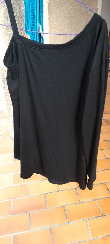 Haut noir manche longue