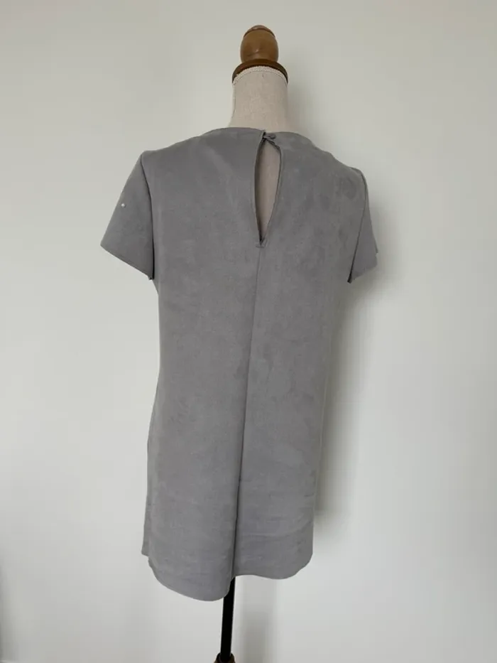 Robe tunique gris perle Kleid dress Vestido Vestito jurk jumpsuit femme volant mujer donna woman - photo numéro 3