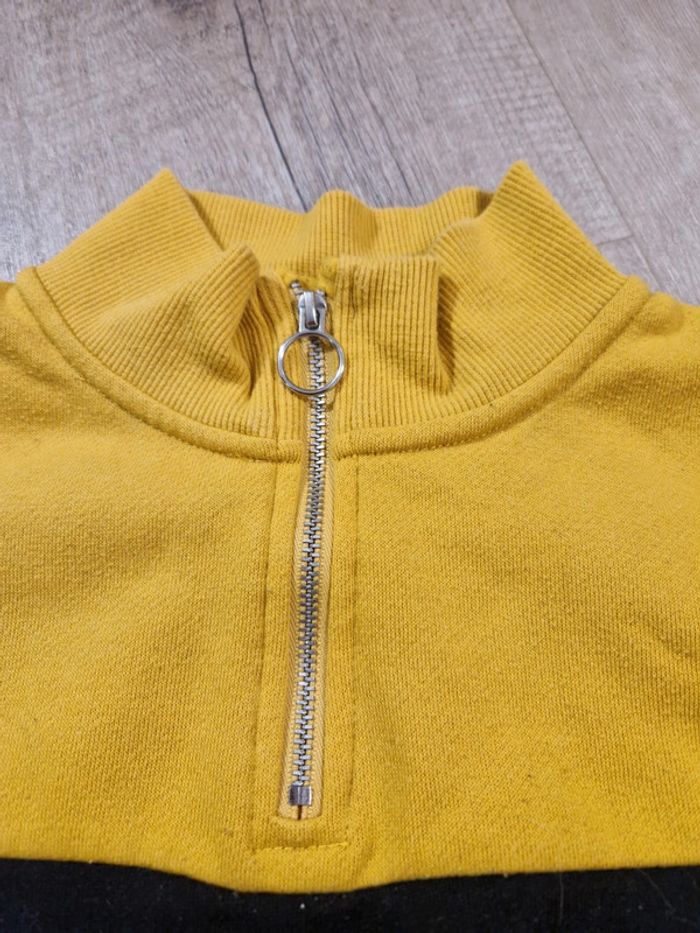 Pull moutarde - photo numéro 2