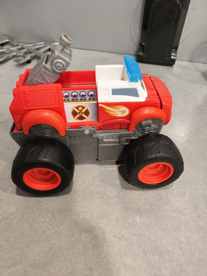 Camion Blaze Pompier transformable Fisher-Price - photo numéro 8