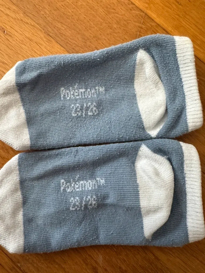 Lot 3 paires de chaussettes Pokémon 23-26 - photo numéro 3