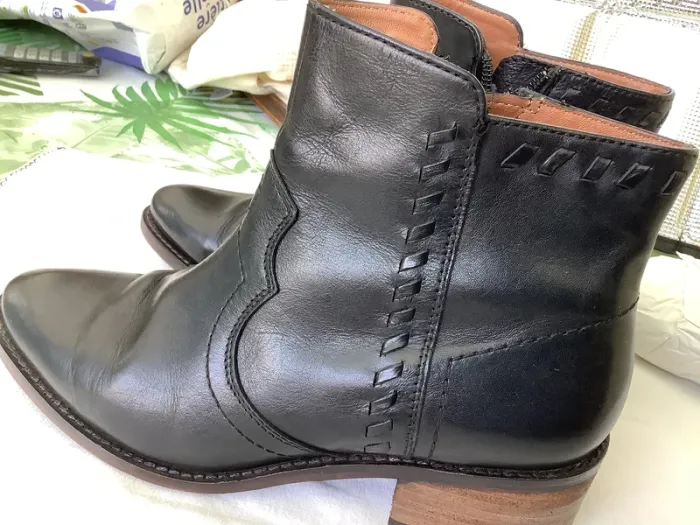 Bottines bocage porté une fois - photo numéro 3