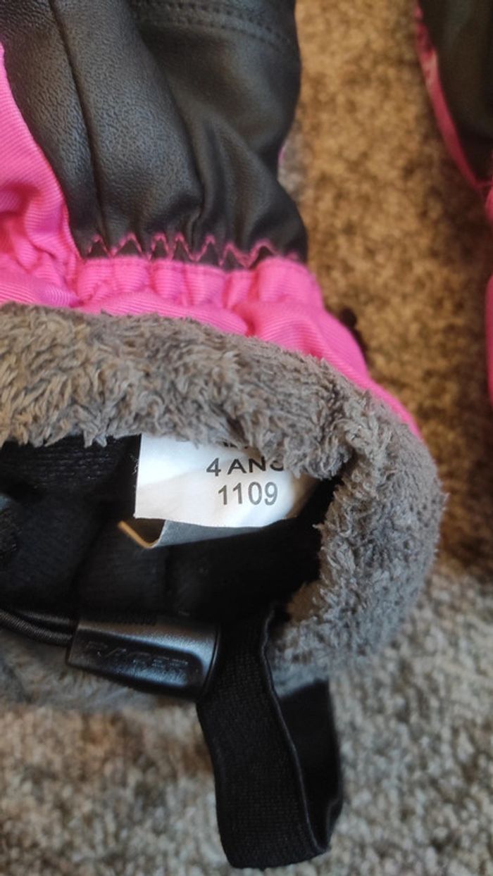 Moufles ski 4 ans - photo numéro 3