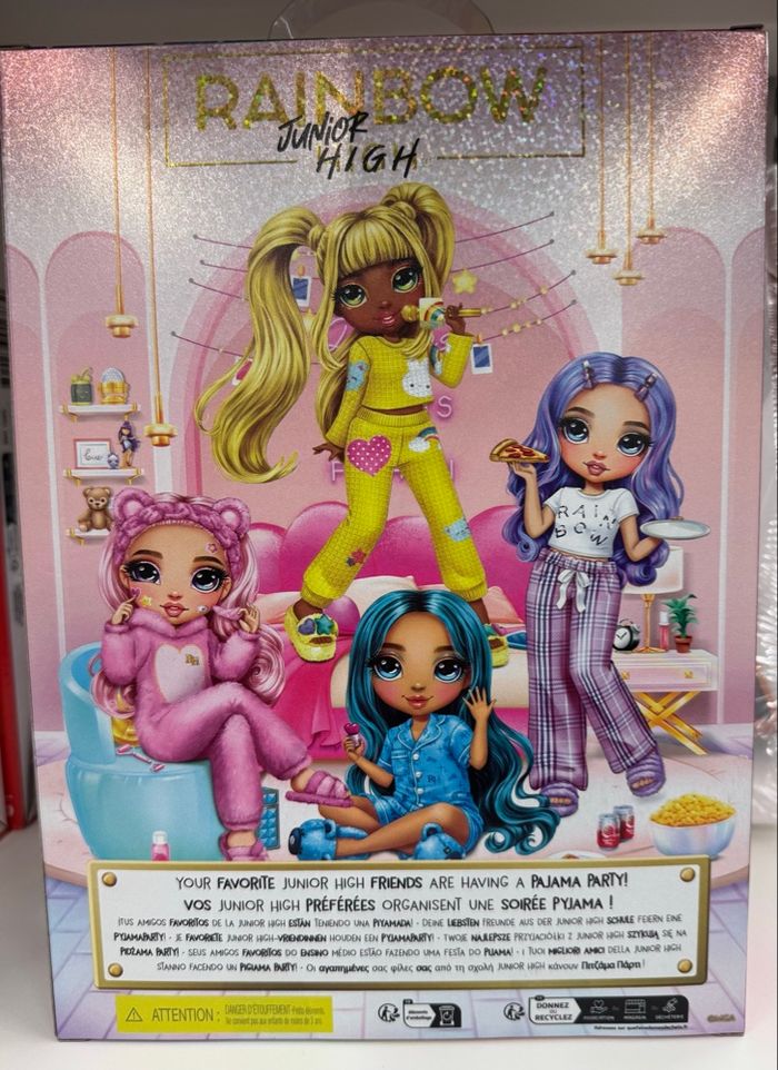 Poupée rainbow high pyjama parti - photo numéro 2