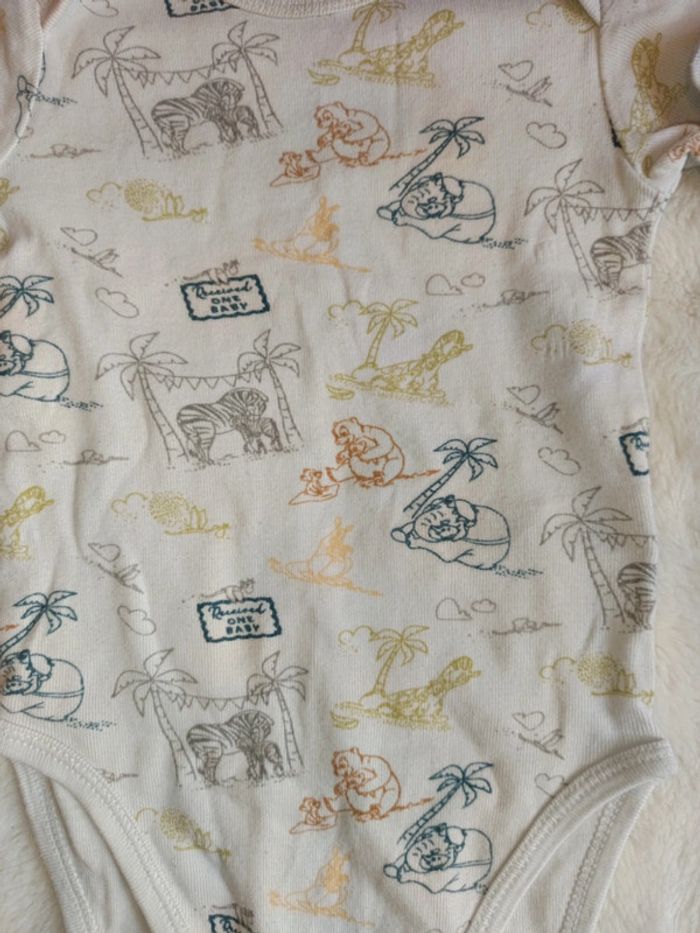 Lot vêtements garçon Disney taille 18m - photo numéro 11