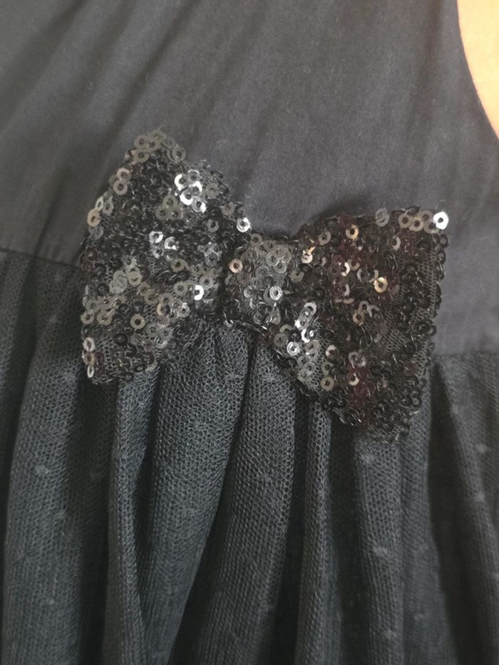 Robe noire - photo numéro 6