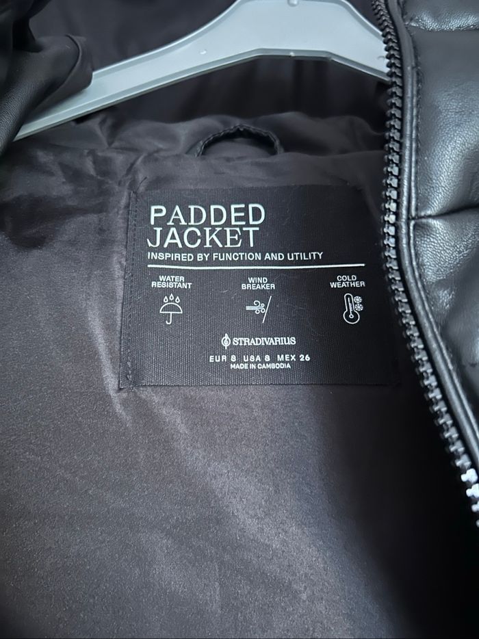 Veste noire matelassée sans manche Stradivarius taille S - photo numéro 2