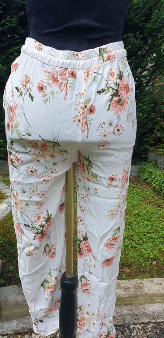 Pantalon fluide blancs fleuries "Zara" - photo numéro 5