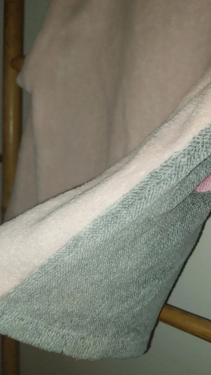 Petit pull velours ras rose poudré et gris Ourson La Twisty Comoany 8 ans - photo numéro 5