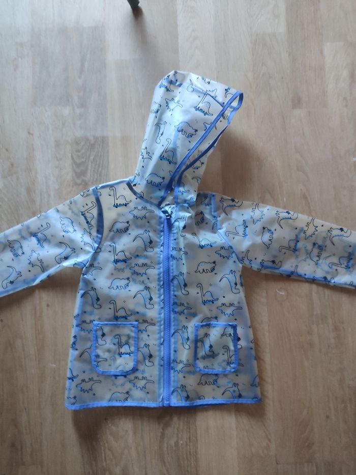 Veste pluie/ kway 18 mois - photo numéro 2