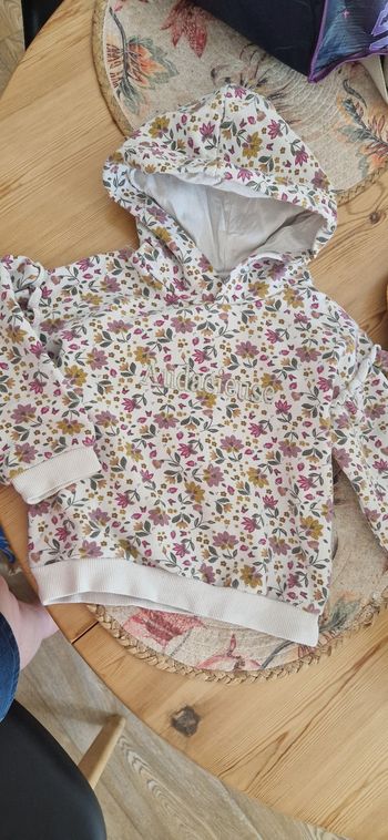 Sweat  taille 4ans