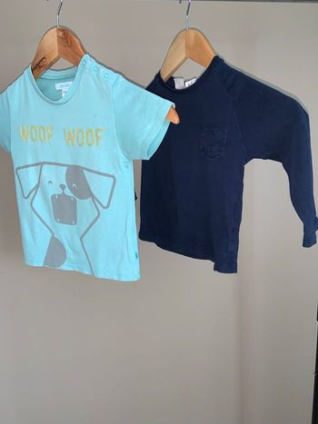 Tee-shirts légèrement abîmés