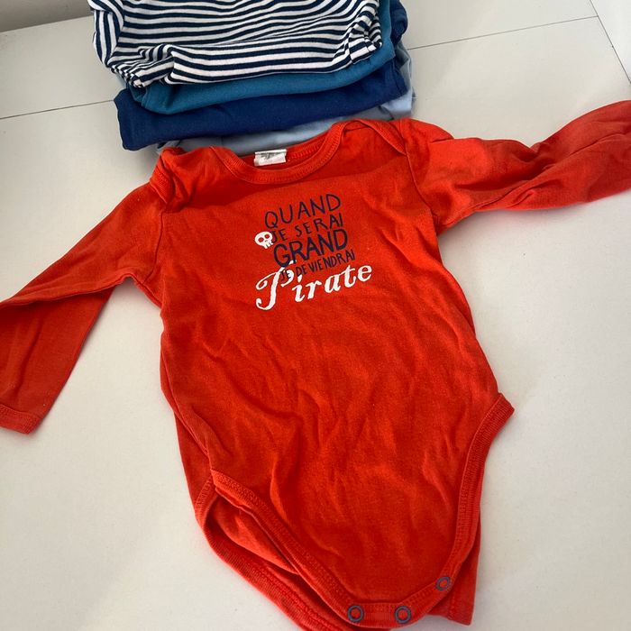 Lot 5 body manches longues 12 mois - photo numéro 2