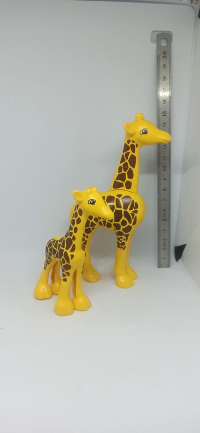 Girafe adulte et bébé lego duplo