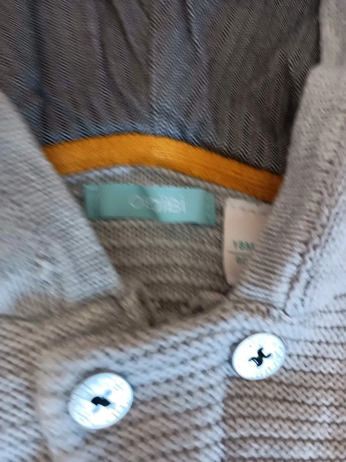 Gilet gris à capuche - photo numéro 2