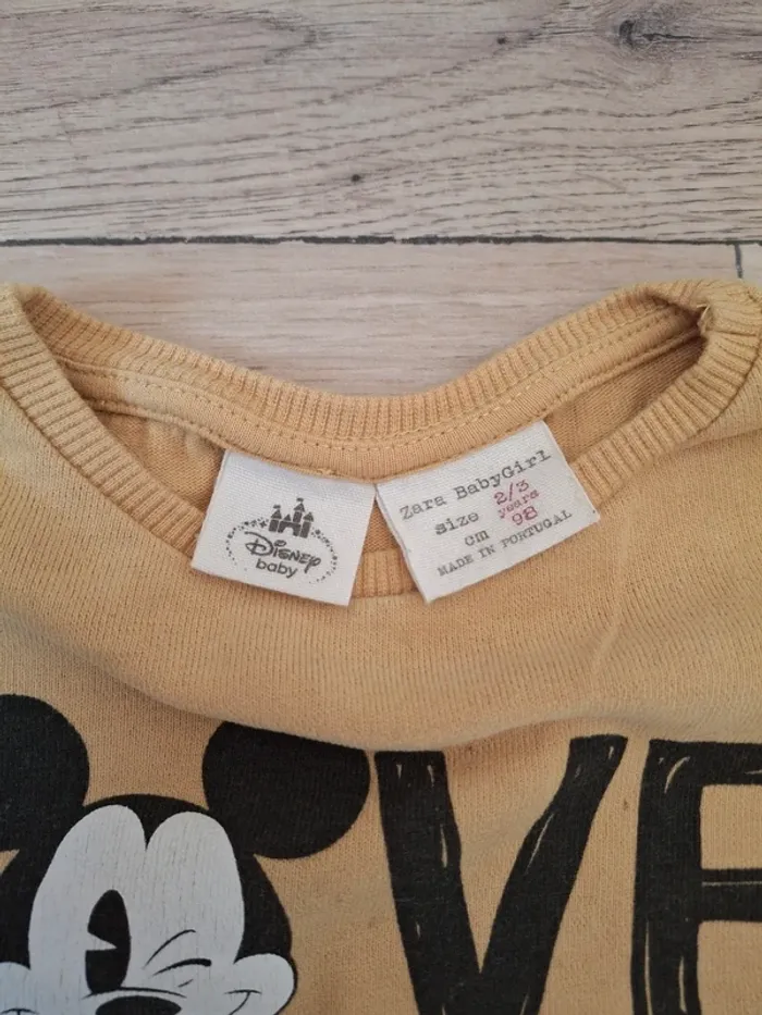 Pull Mickey 2/3 ans - photo numéro 2