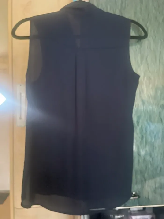 Blouse bleu marine sans manche - photo numéro 2