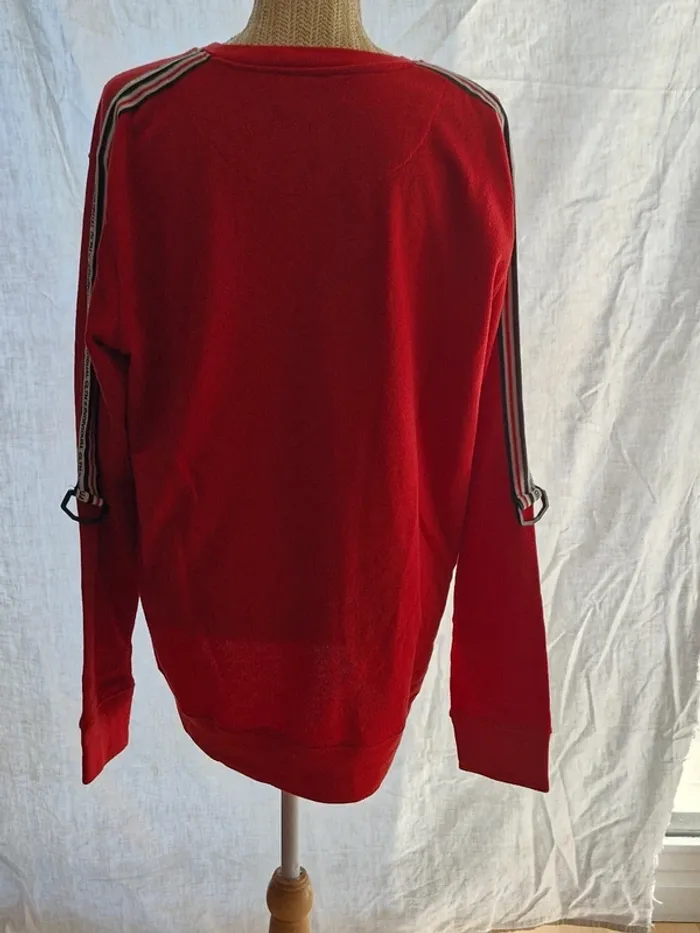 Sweats - photo numéro 2